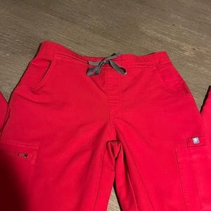 Figs Scrub pants red xs petite
